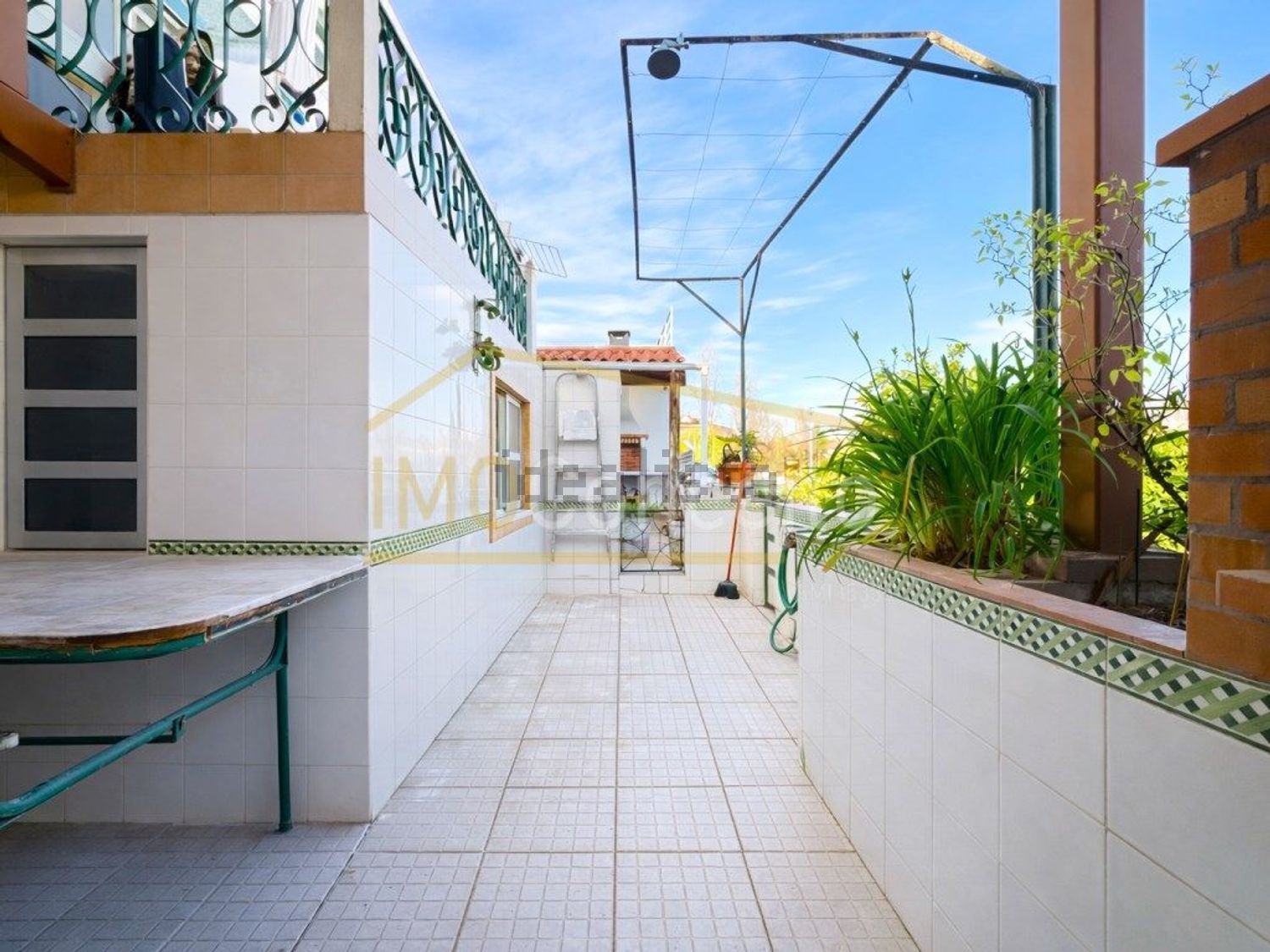 公寓 t2出售在Largo de Dom Diogo Fernandes de Almeida, 3 - 阳台