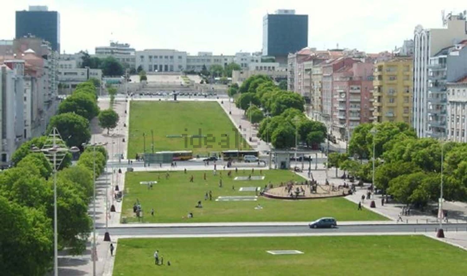 出租房间在Avenida Almirante Reis, 219 - 视线