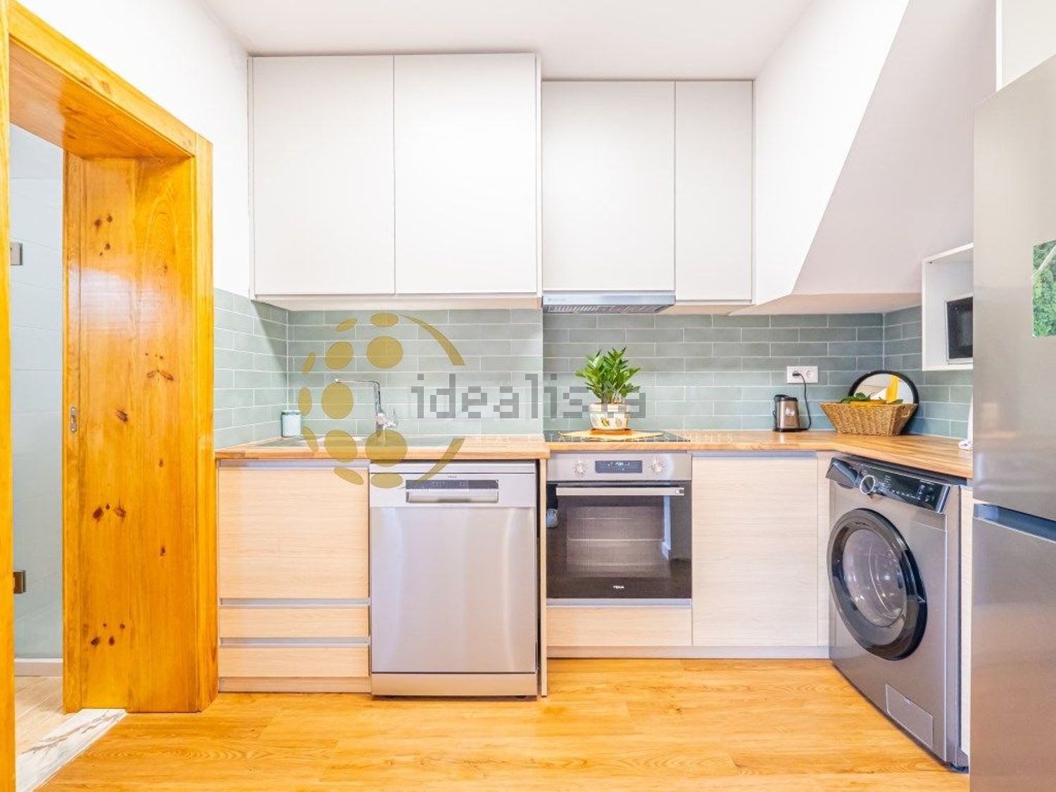 公寓 t2出售在Rua Gualdim Pais, 112 - 厨房
