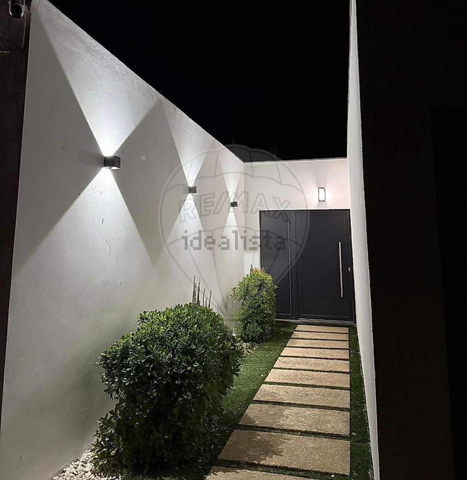 小楼房或独栋别墅出售在Estrada Ribeira de Algibre - 照片