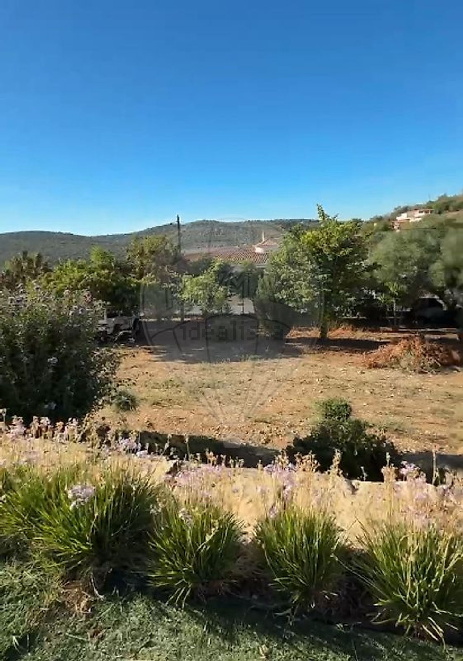 小楼房或独栋别墅出售在Estrada Ribeira de Algibre - 花园