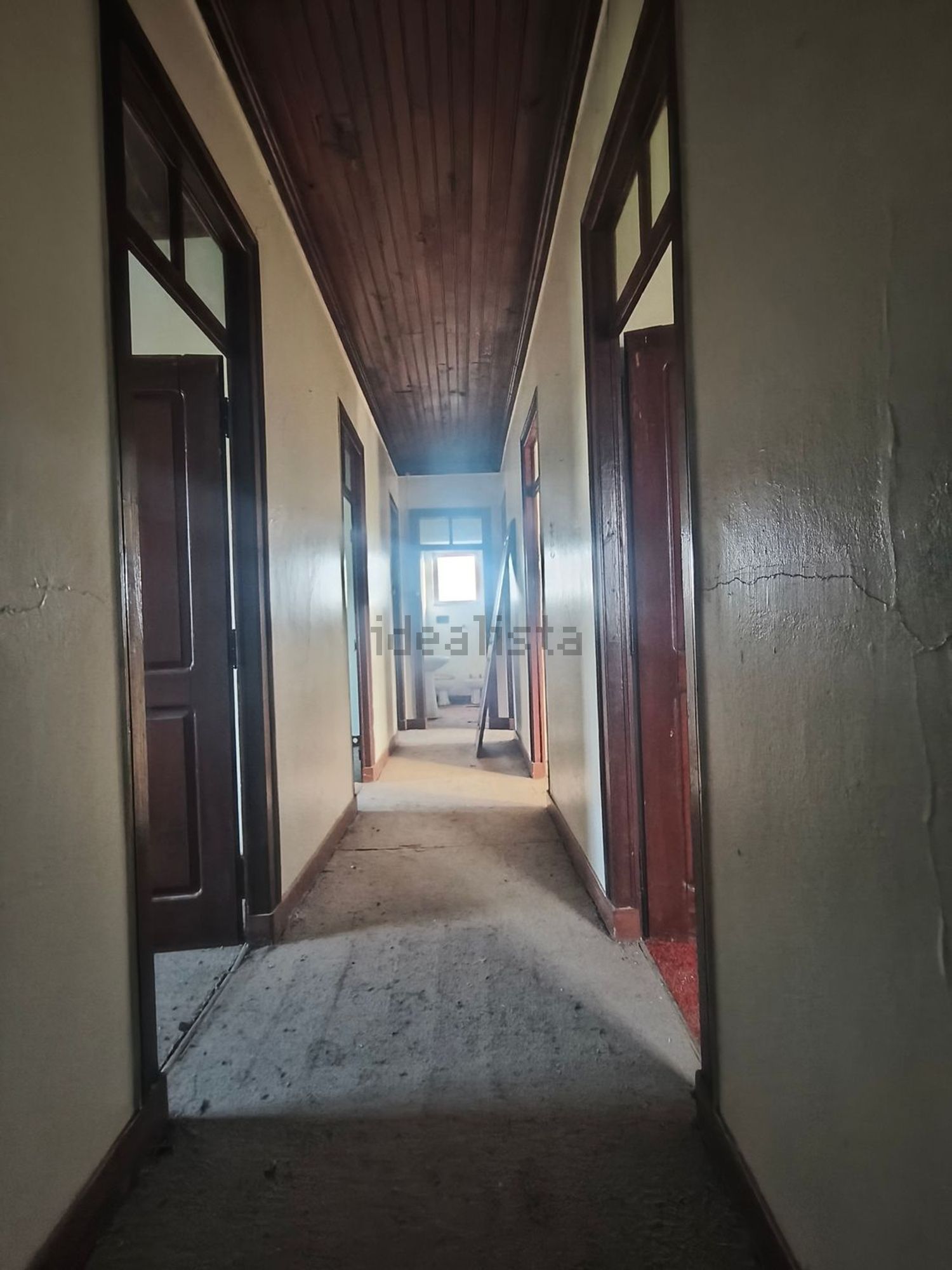 小楼房或独栋别墅出售在Rua da Via Romana, 59 - 过道