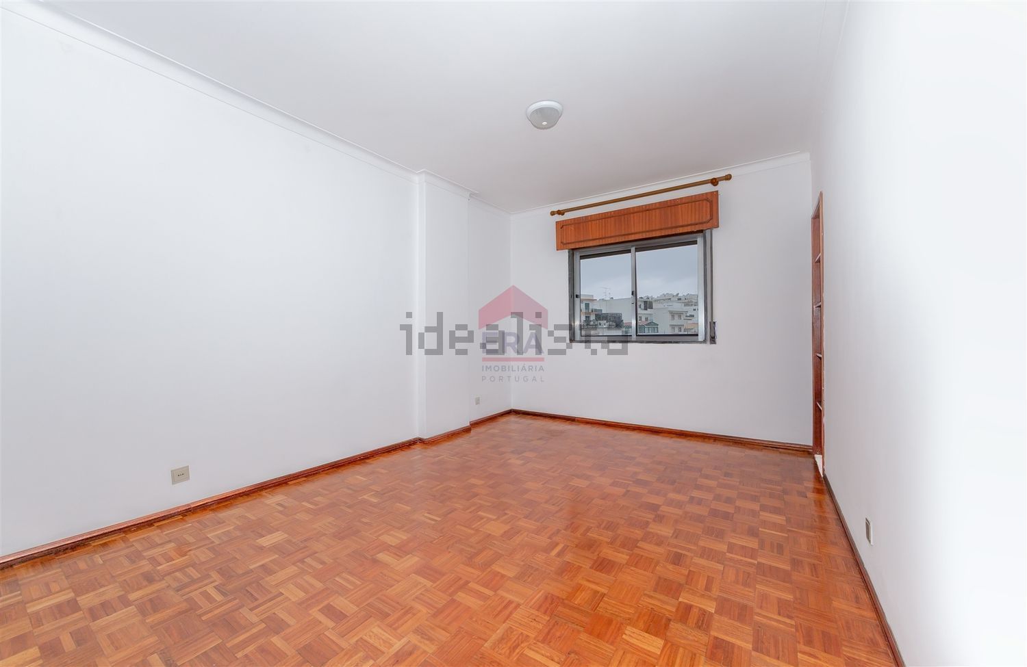 公寓 t3出售在Avenida Cidade de Hayward, 4 - 卧室