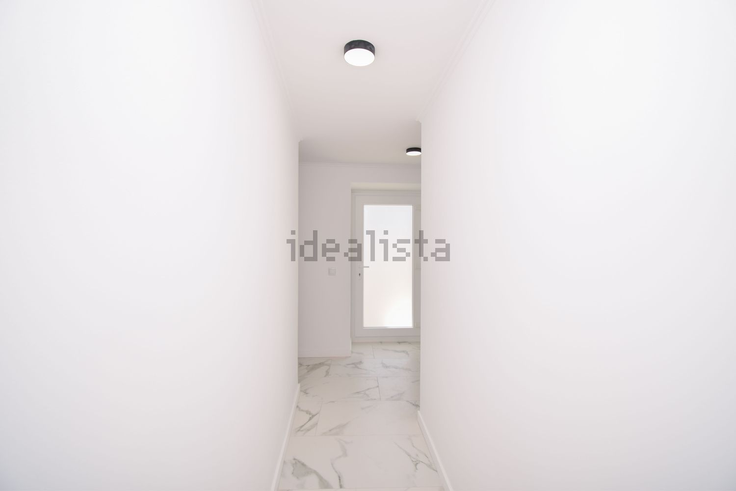 小镇楼房出售Traveça das Piçaras, 8 - 过道