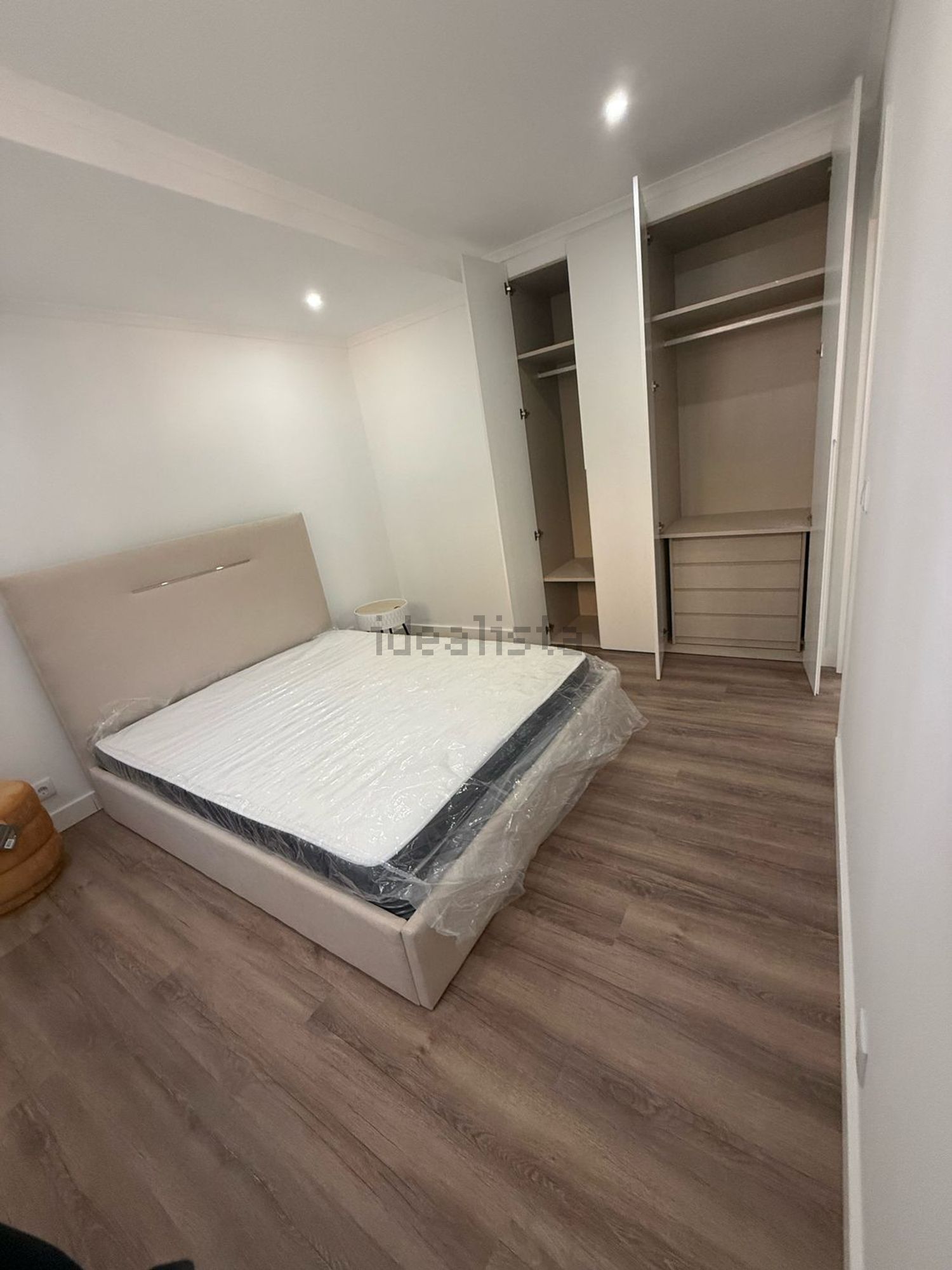 出租公寓 t1在Avenida dos Hospitais Civis de Lisboa, 33 - 卧室