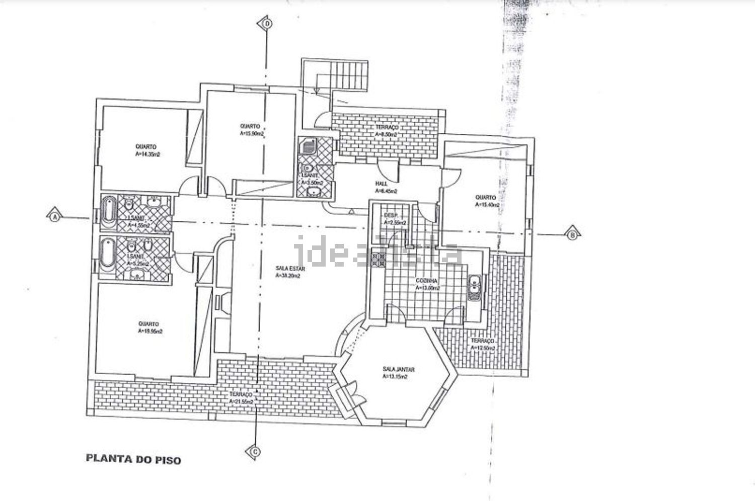 小楼房或独栋别墅出售在Rua da Escola s/n - 平面图