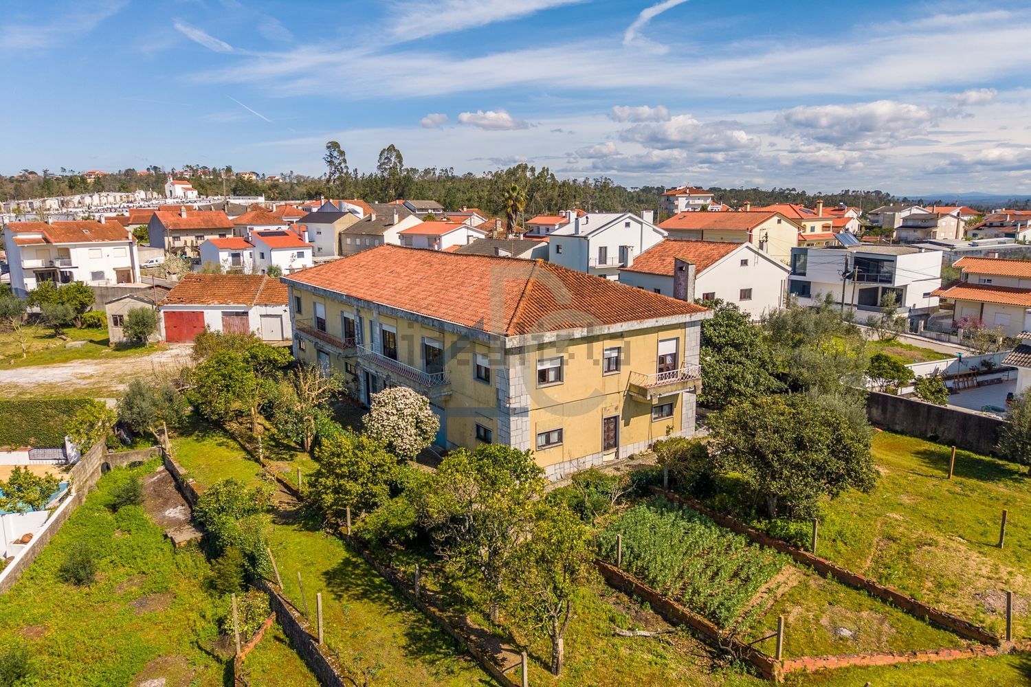 小楼房或独栋别墅出售在Rua de Nossa Senhora de Fátima, 8 a - 视线