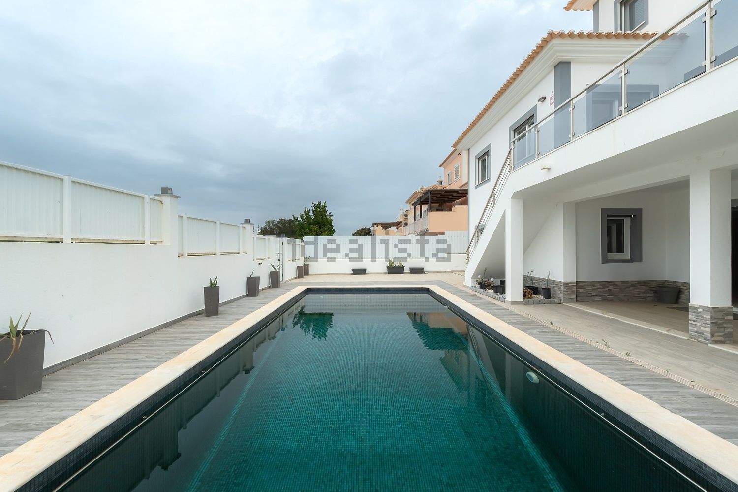 小楼房或独栋别墅出售在Vila Real de Santo António - 游泳池