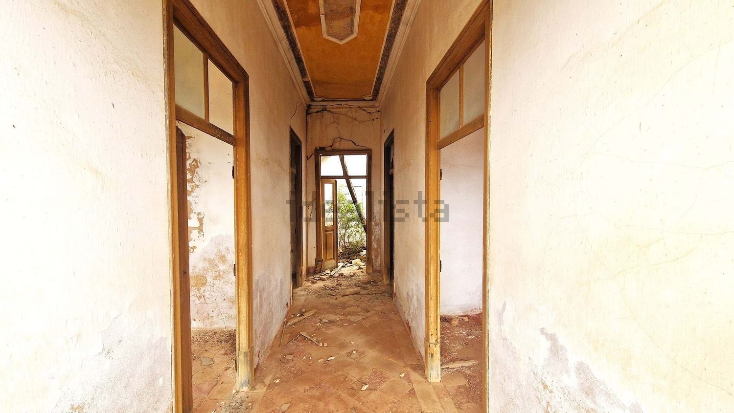 小楼房或独栋别墅出售在Rua Cerro Cabeça de Câmara, 8100-289 Loulé s/n - 过道