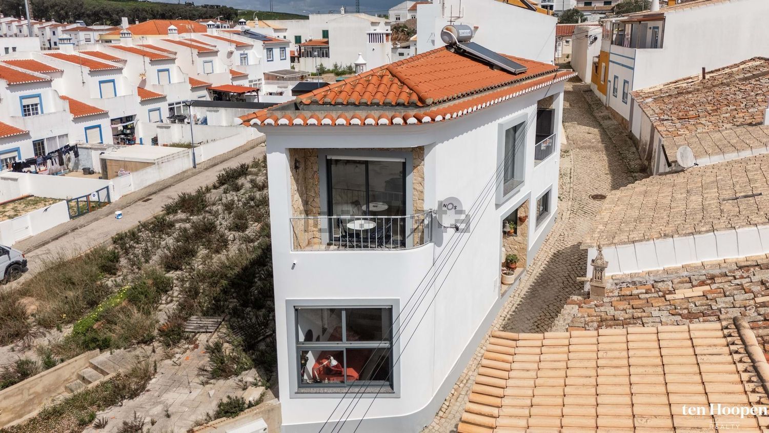 双拼别墅出售在Vila do Bispo e Raposeira - 外立面