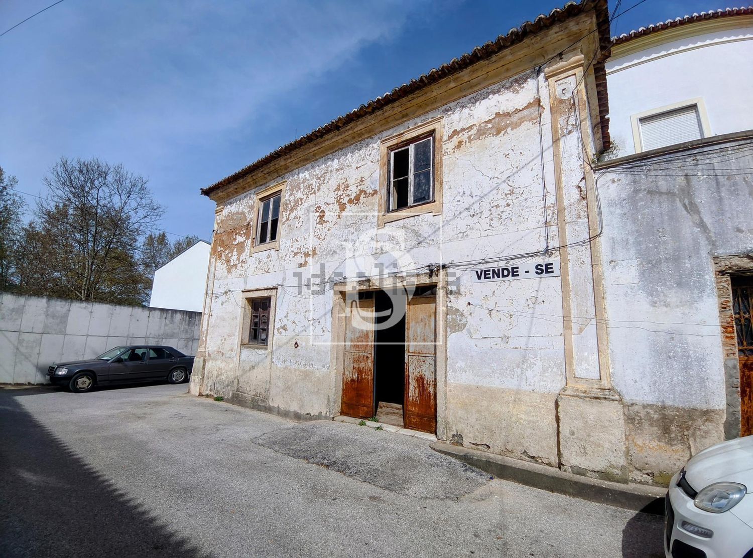 小楼房或独栋别墅出售在São Miguel do Rio Torto e Rossio ao Sul do Tejo - 外立面