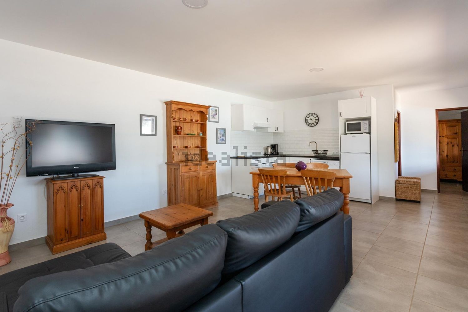 小楼房或独栋别墅出售在Estrada Ribeira de Alte s/n - 客厅