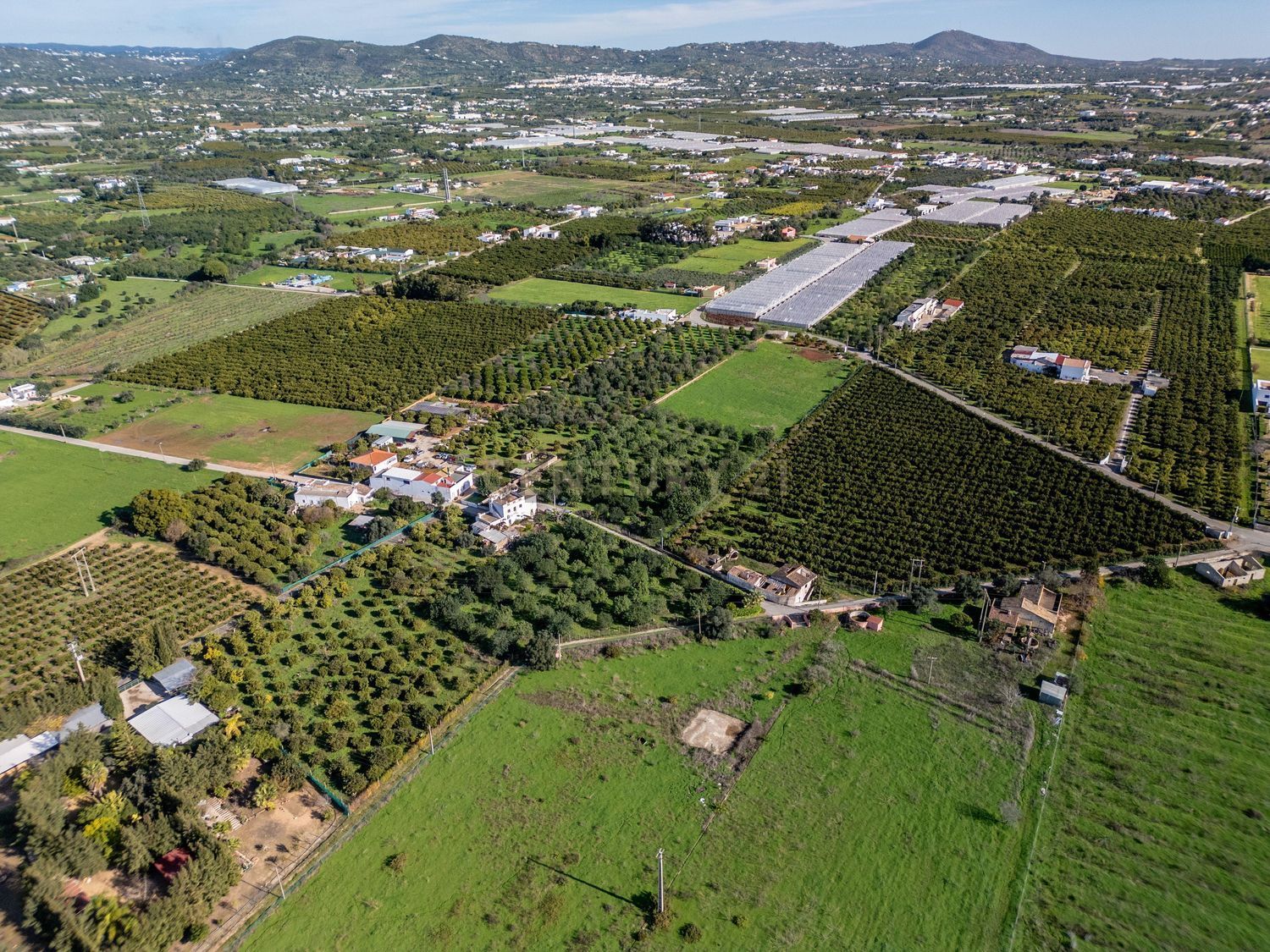 小楼房或独栋别墅出售在Estrada Municipal 520-4 - 照片