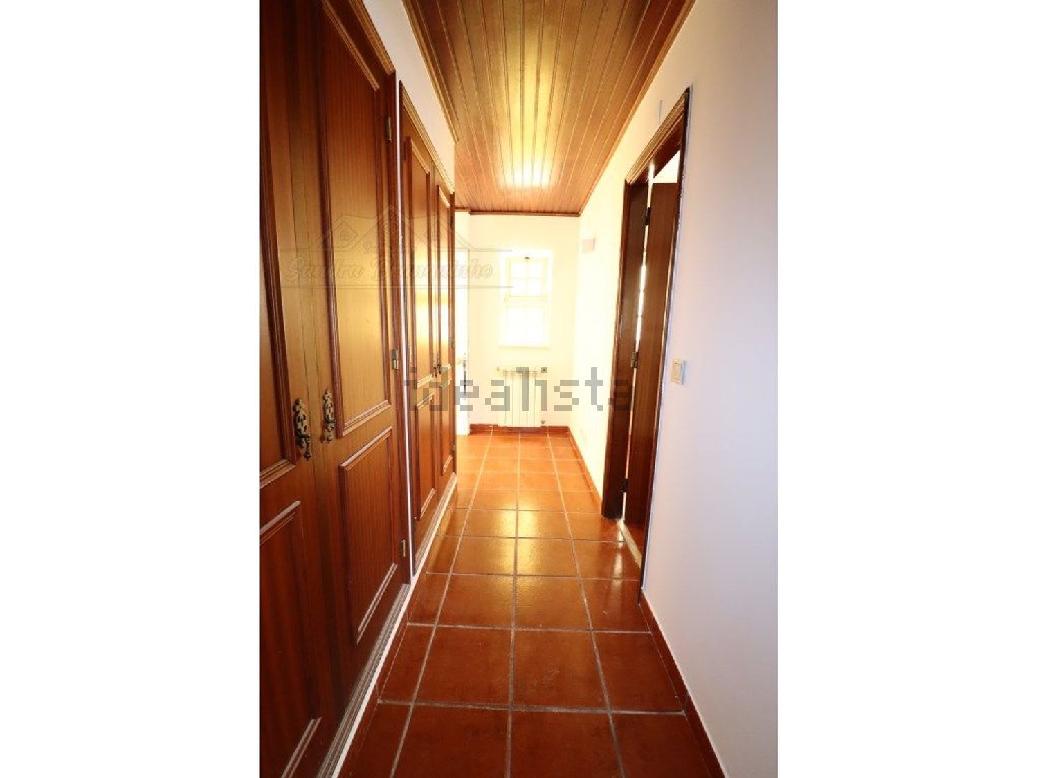 出租公寓 t3在Avenida António Maria Jalles, 100 - 过道