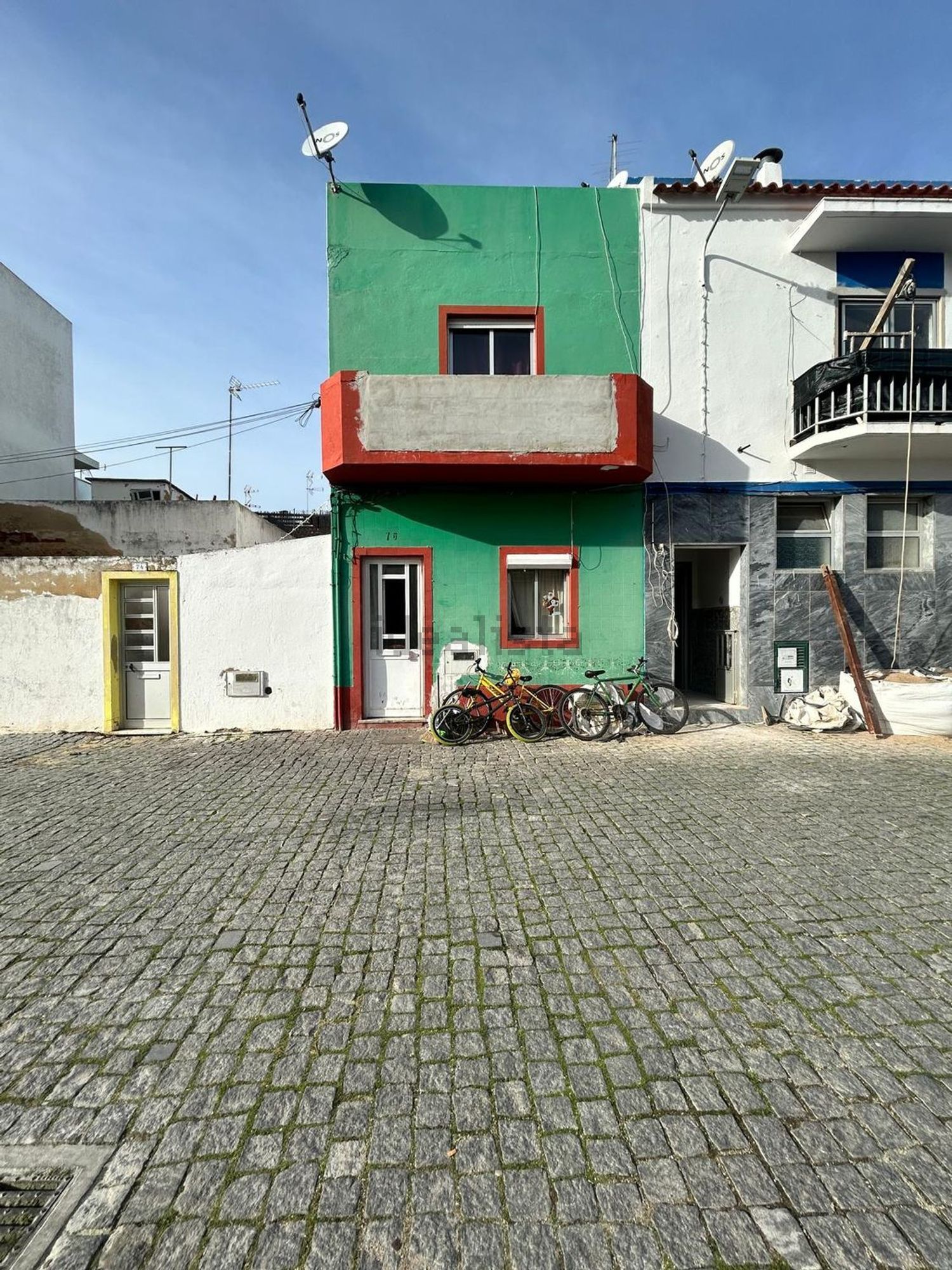 联排别墅出售在Rua Capitão Manuel Baptista Marçal, 76 - 外立面