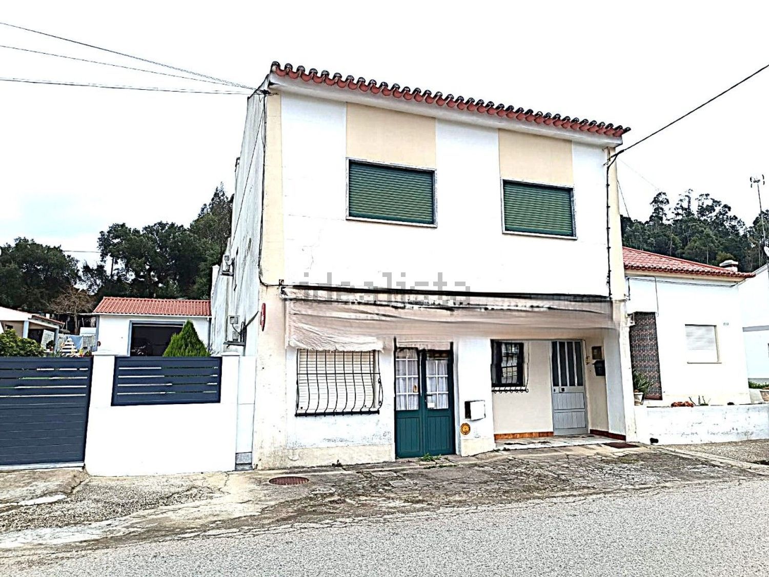 小楼房或独栋别墅出售在São Miguel do Rio Torto e Rossio ao Sul do Tejo - 外立面