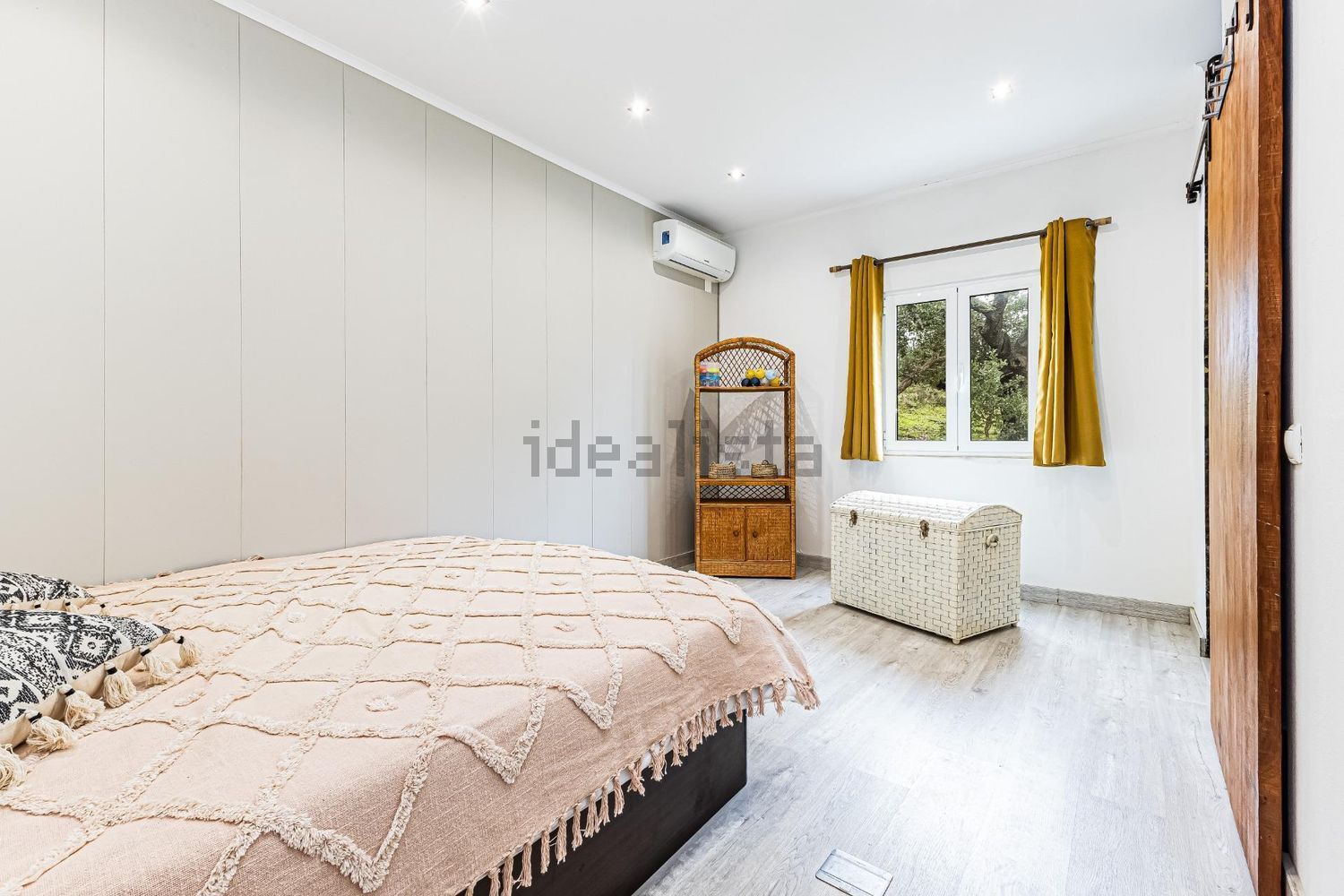 小楼房或独栋别墅出售在Estrada Sem Nome - 居住