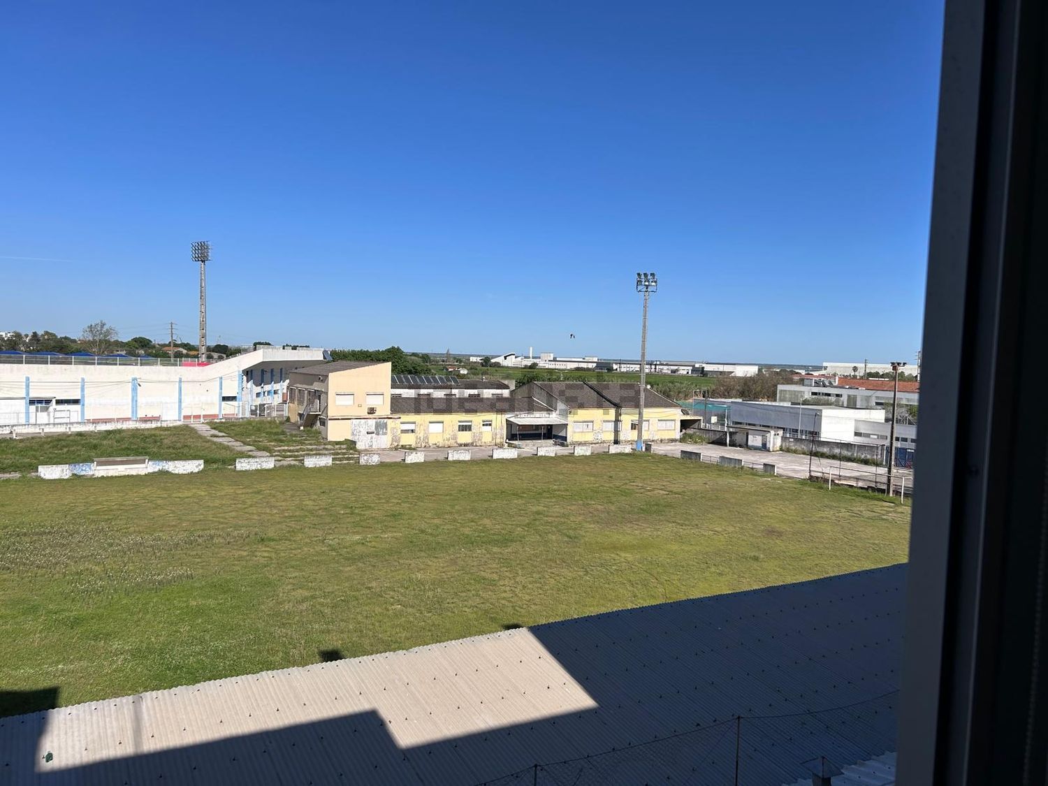 出租公寓 t2在Avenida Capitão João de Almeida Meleças, 67 b - 视线