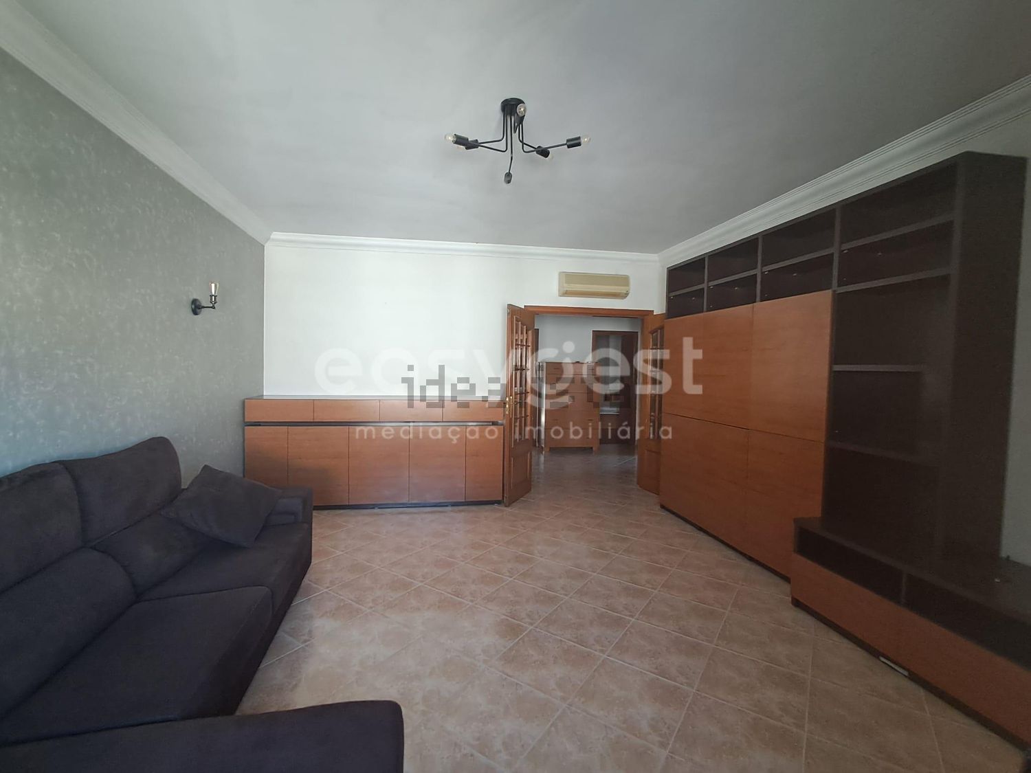 公寓 t2出售在Tomar e Santa Maria dos Olivais - 客厅