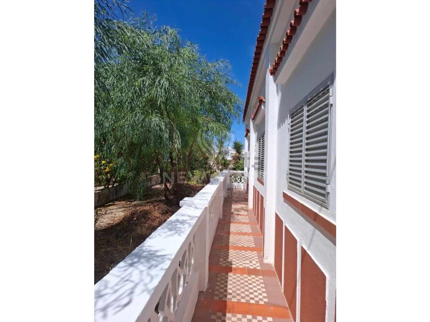 小楼房或独栋别墅出售在Quinta das Âncoras - Pinheiros de Marim - 阳台