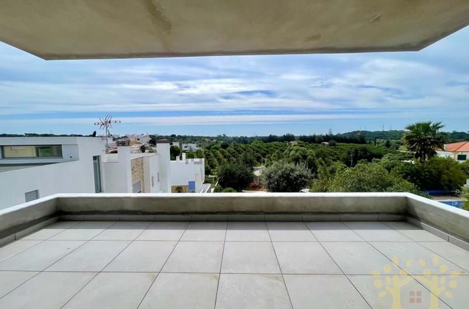 小楼房或独栋别墅出售在Quinta do Sobral - São Bartolomeu - 阳台