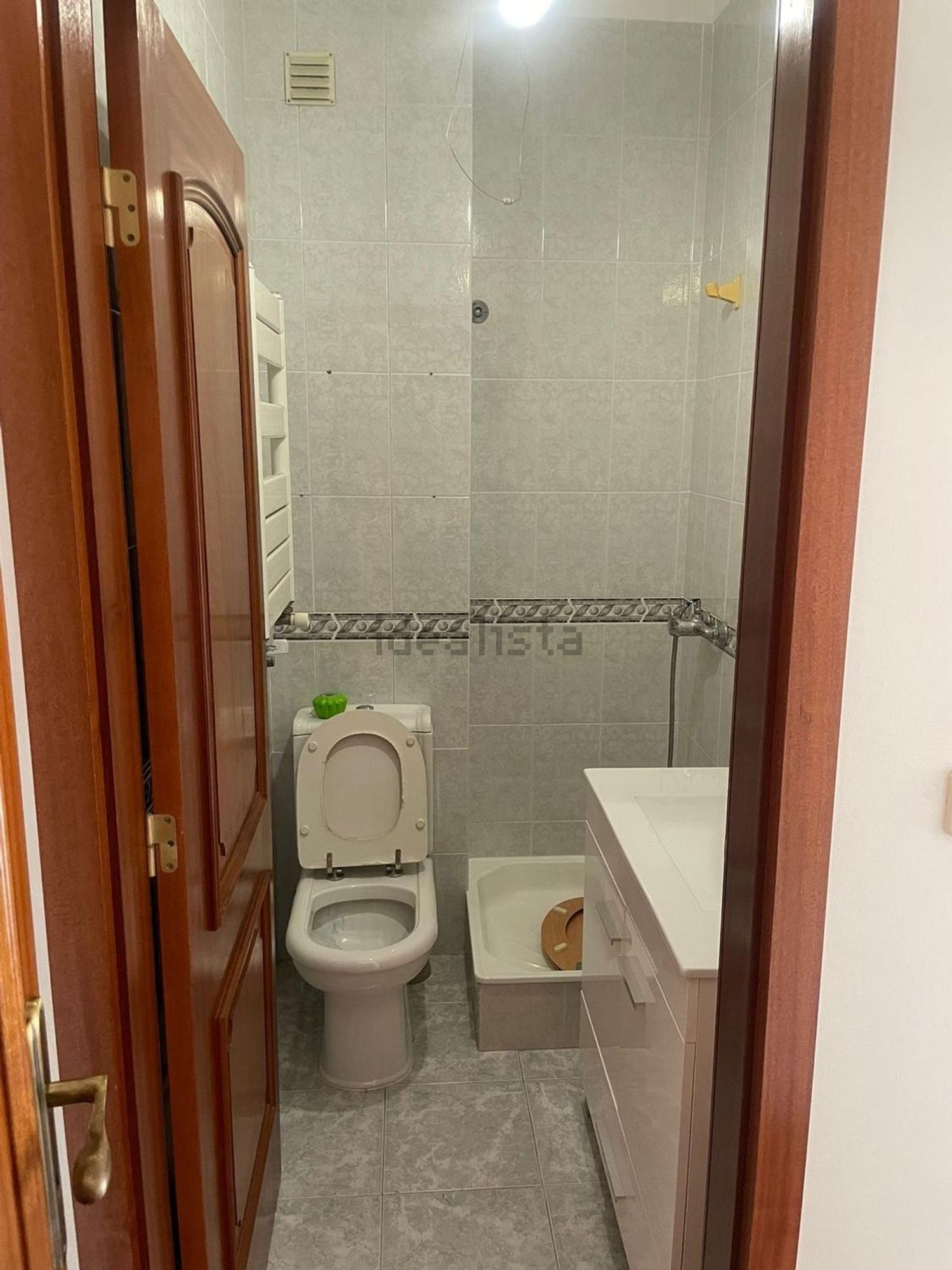 出租房间在Rua capitão salgueiro Maia, 6 Lot b N6 - 卫生间