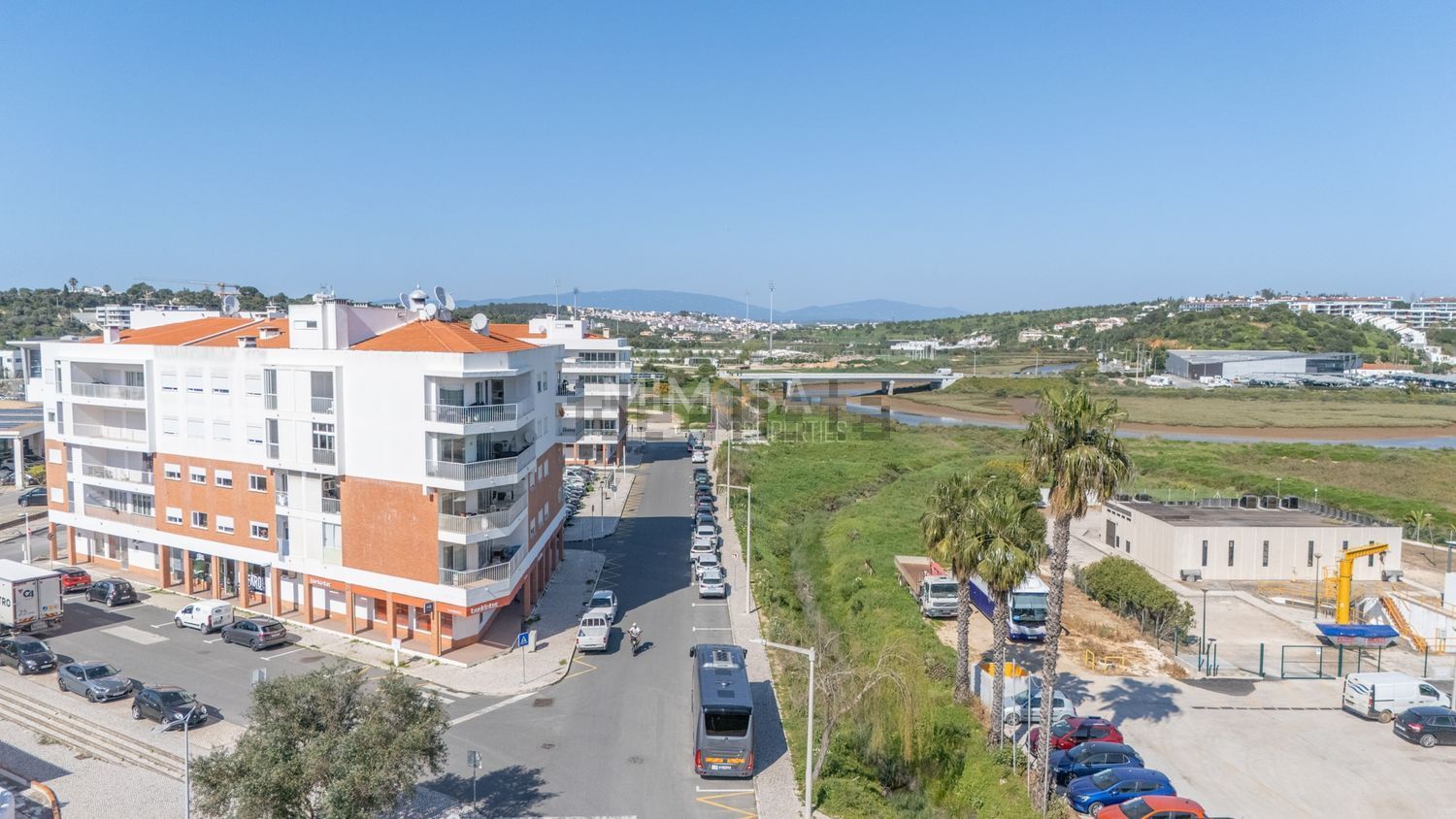 出租公寓 t2在Rua Belchior Moreira de Barbudo, 10 - 露台