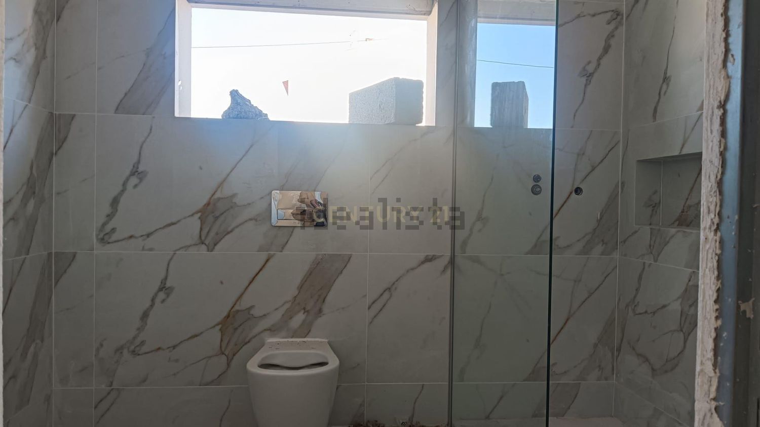 小楼房或独栋别墅出售R. da Moita de Sebastião, 22 - 卫生间