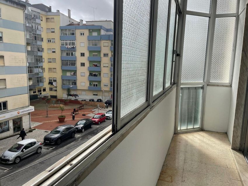 出租公寓 t3在Avenida dos Bons Amigos, 77