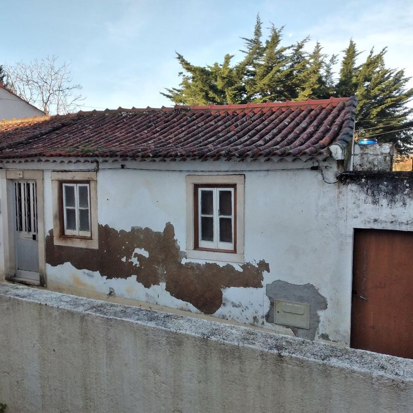 小楼房或独栋别墅出售在Olaia e Paço