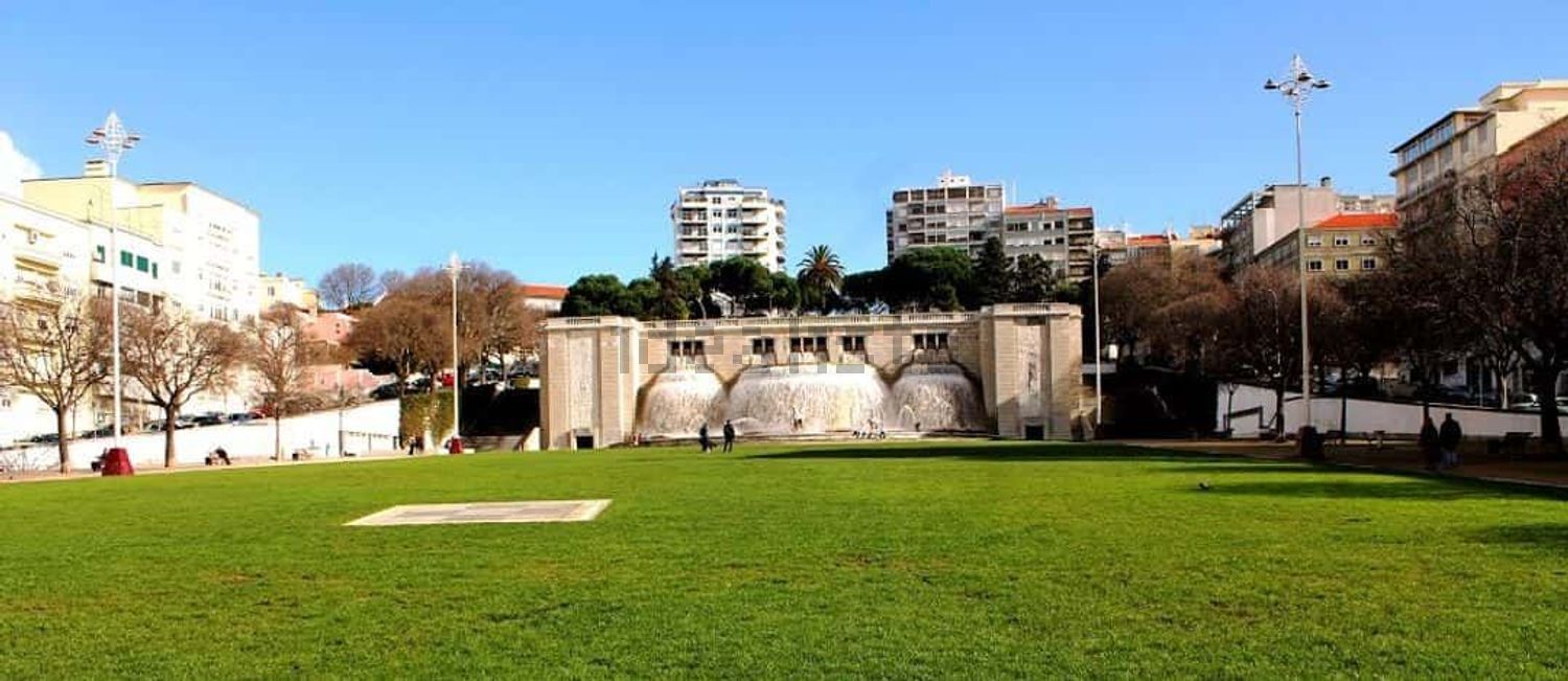 出租房间在Avenida Almirante Reis, 219 - 照片