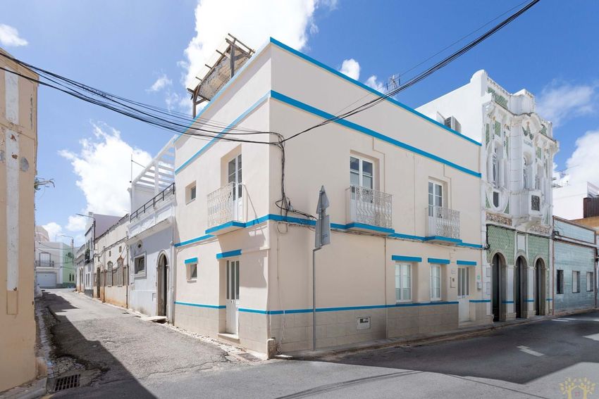 双拼别墅出售在Rua da Liberdade, 73