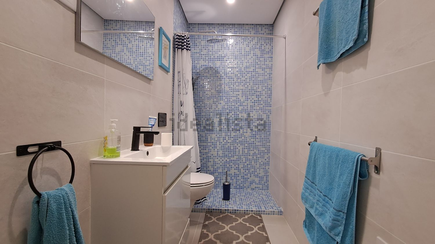 小楼房或独栋别墅出售Serro das Casas s/n - 卫生间