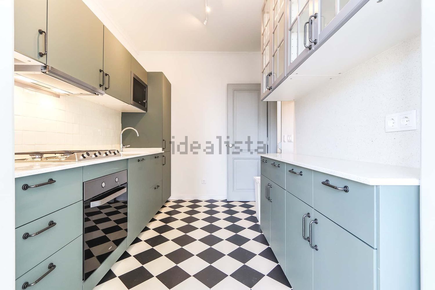 出租房间在Rua Tenente Ferreira Durão, 10 - 厨房