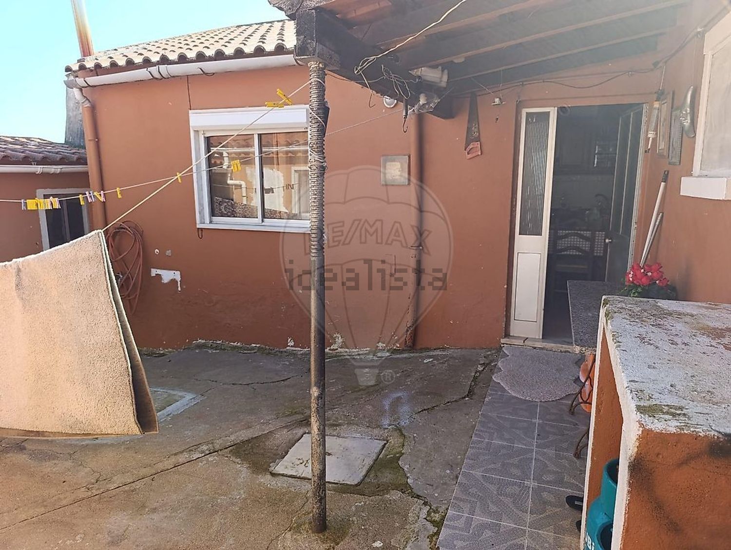 小楼房或独栋别墅出售在Estrada da Quinta da Serra - 外立面