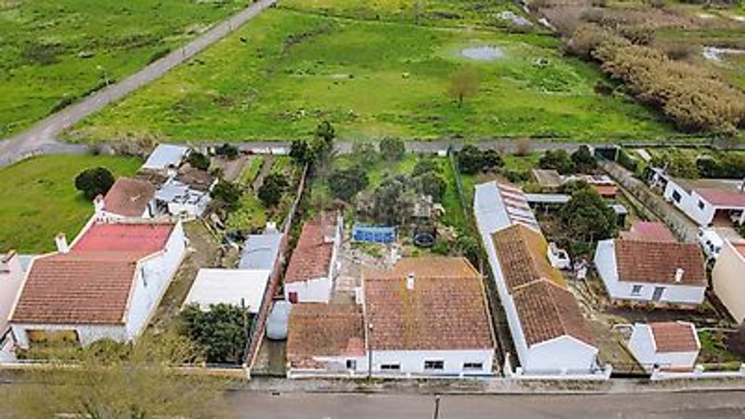 小楼房或独栋别墅出售在Rua da Central Elevatória - 照片