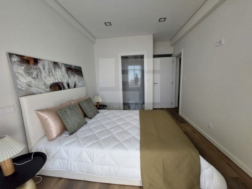 公寓 t3出售在Rua Engenheiro Nobre Guedes