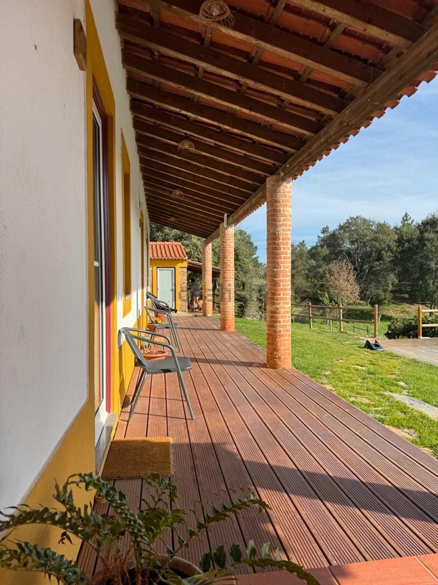 出租小楼房或独栋别墅在Mouriscas - 门廊