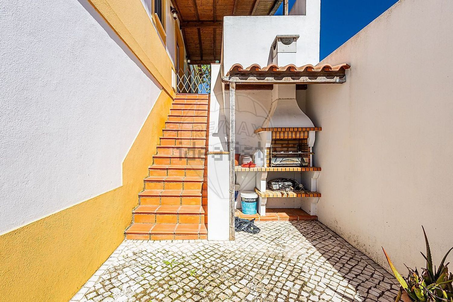 小楼房或独栋别墅出售Em513 - 照片