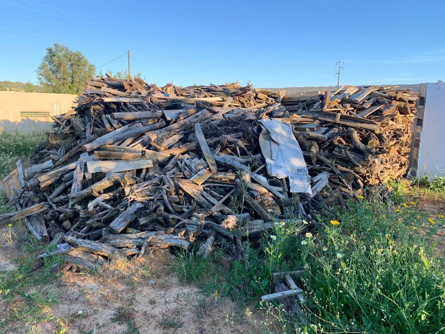 小楼房或独栋别墅出售在Rua da Central s/n - 照片