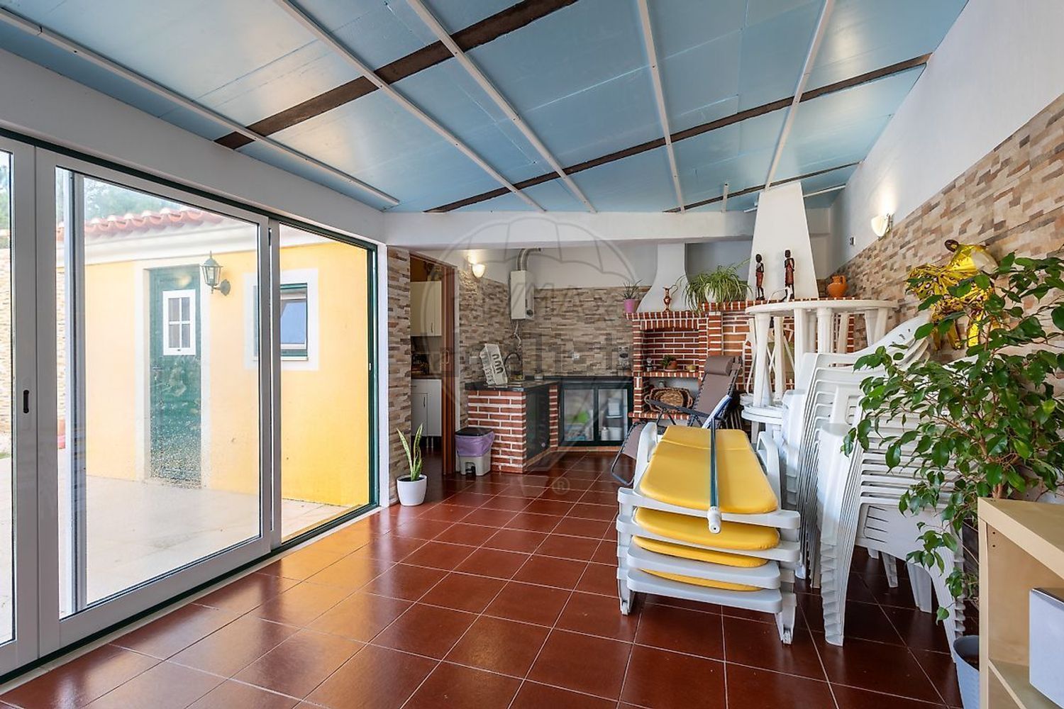 小楼房或独栋别墅出售在Rua Vale do Zangão - 照片