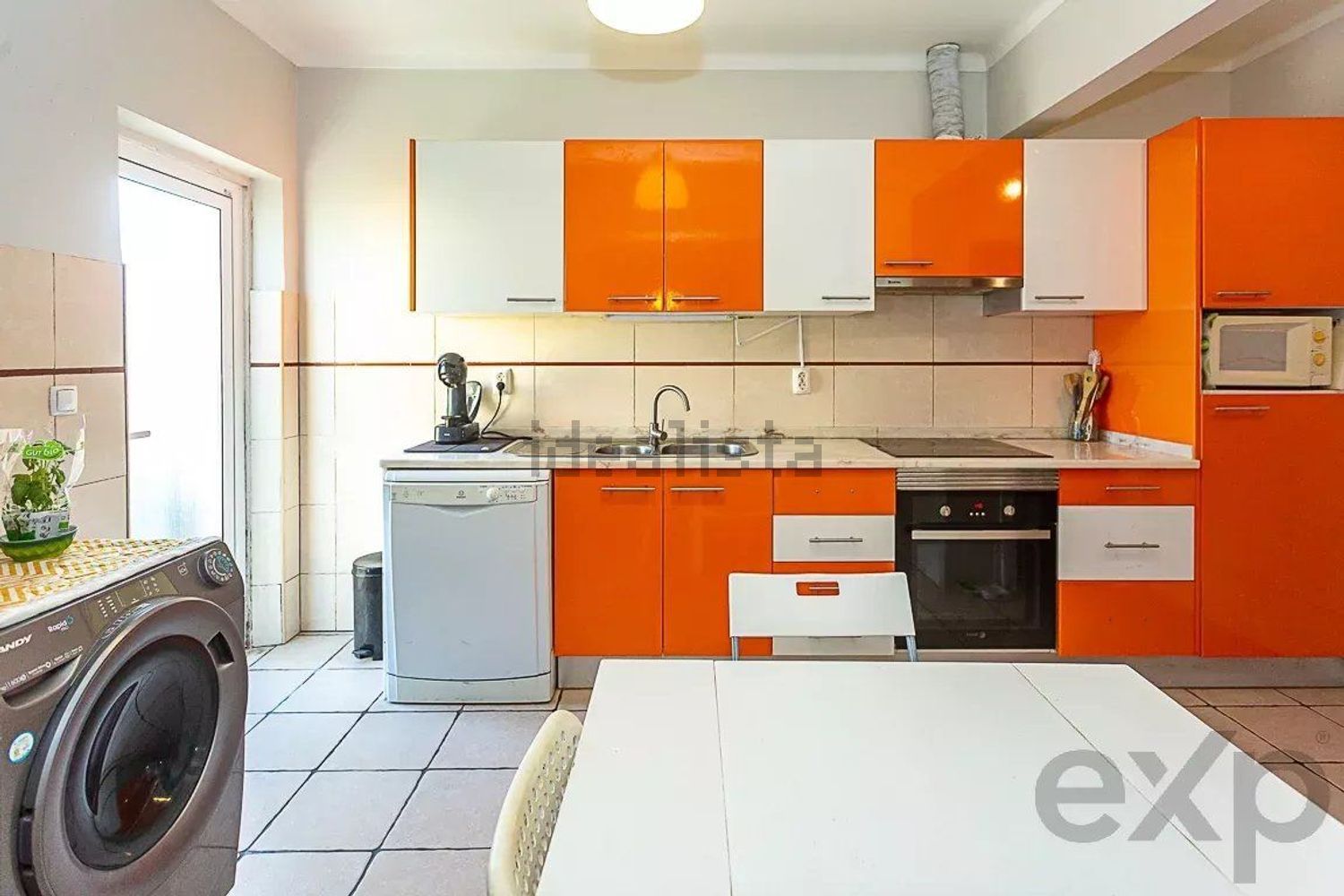 公寓 t2出售在Rua Patrão Joaquim Lopes s/n - 厨房