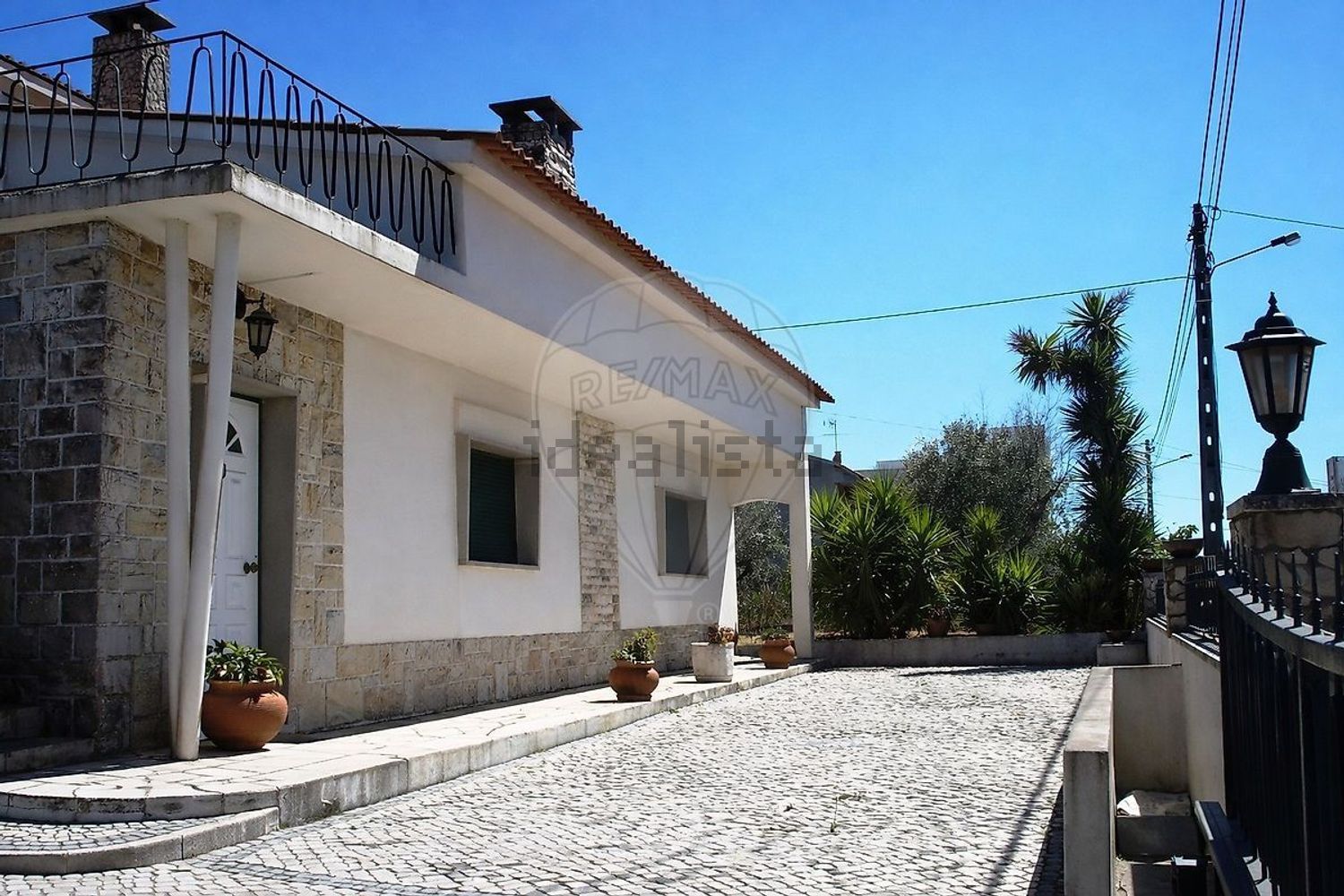 小楼房或独栋别墅出售在Avenida de Nossa Senhora de Fátima - 外立面