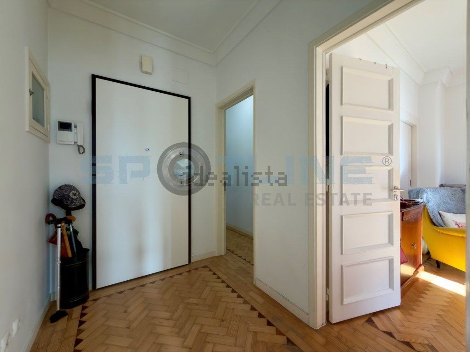 出租公寓 t2在Avenida de Roma, 76 - 前厅