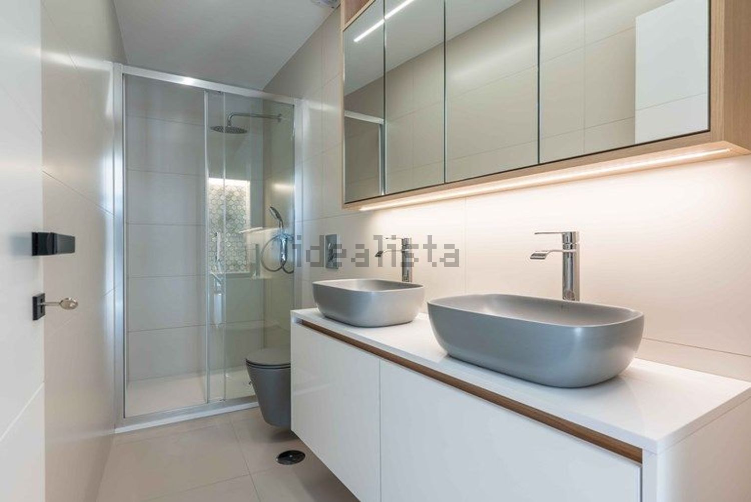 联排别墅出售在Zona Alta - Ria Shopping - 卫生间