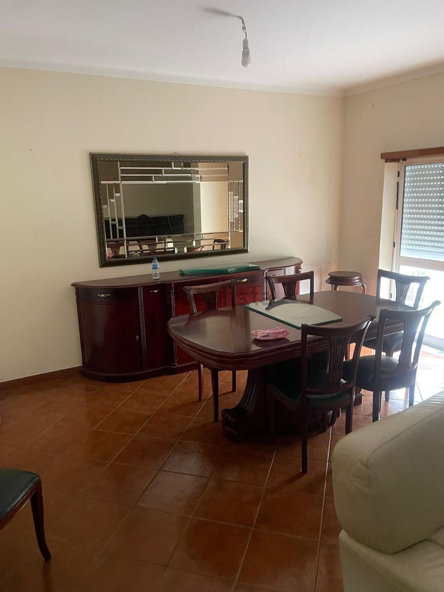 出租房间在Rua capitão salgueiro Maia, 6 Lot b N6 - 客厅