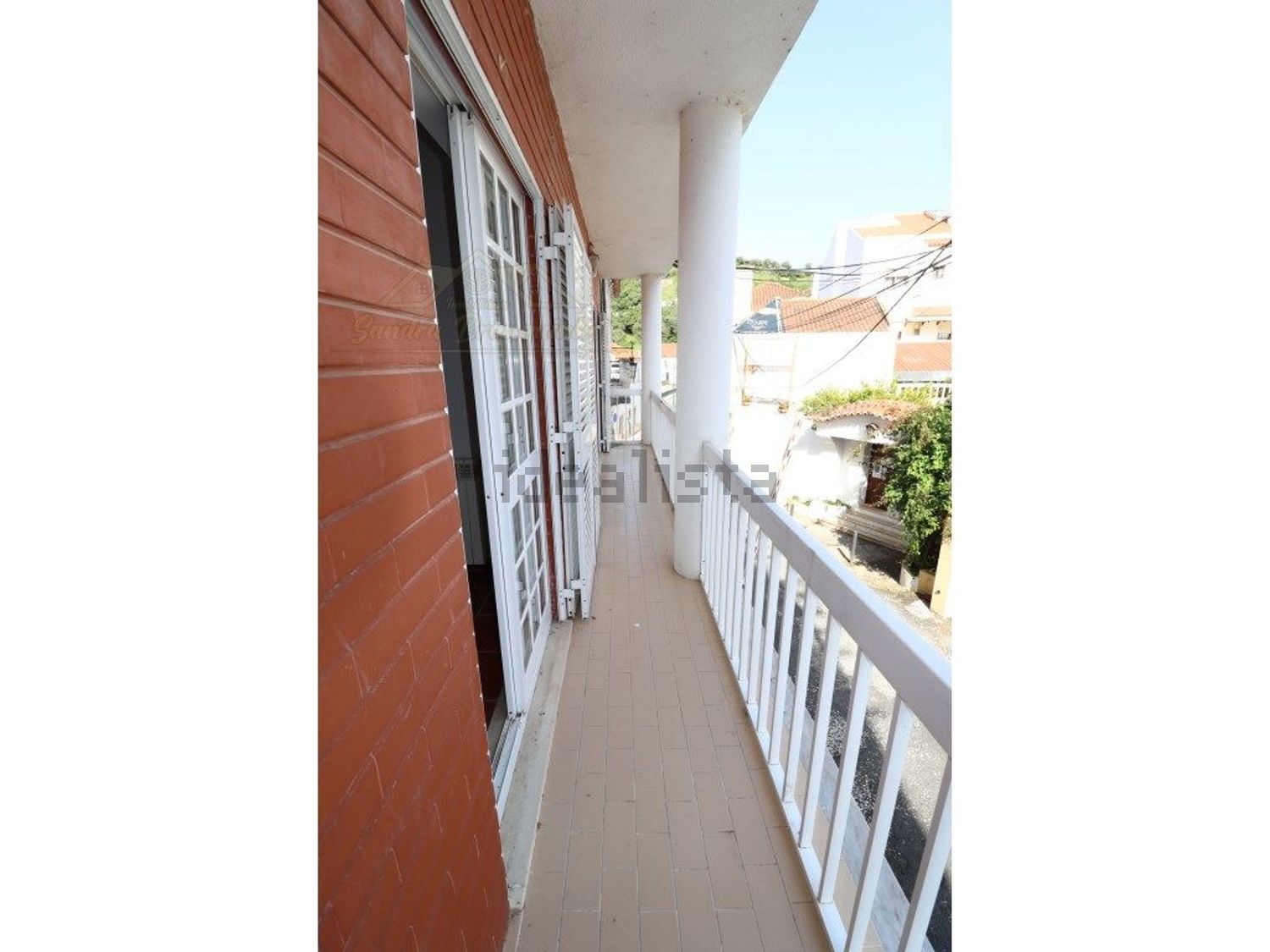 出租公寓 t3在Avenida António Maria Jalles, 100 - 阳台
