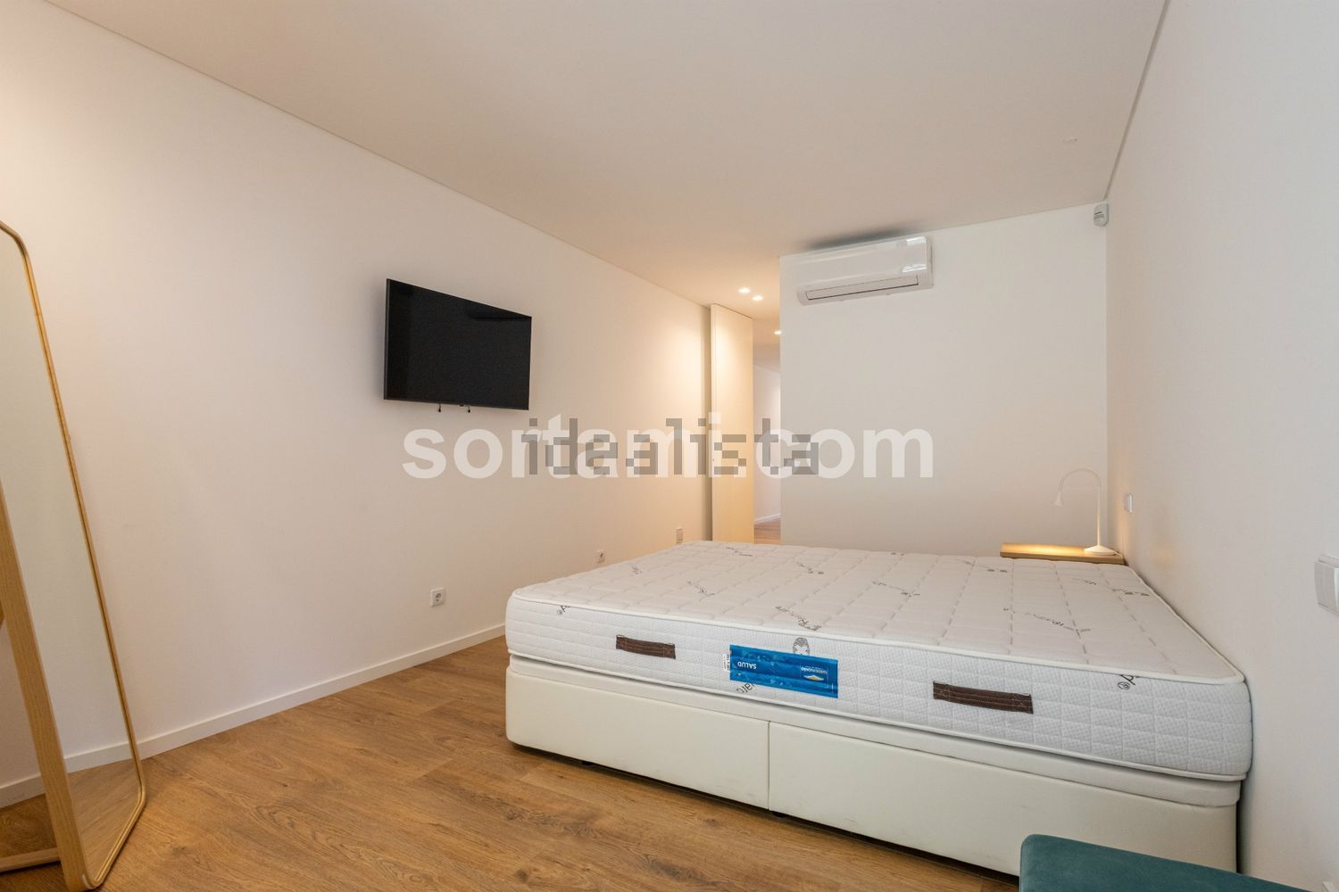 公寓 t4出售在Baixa - 卧室