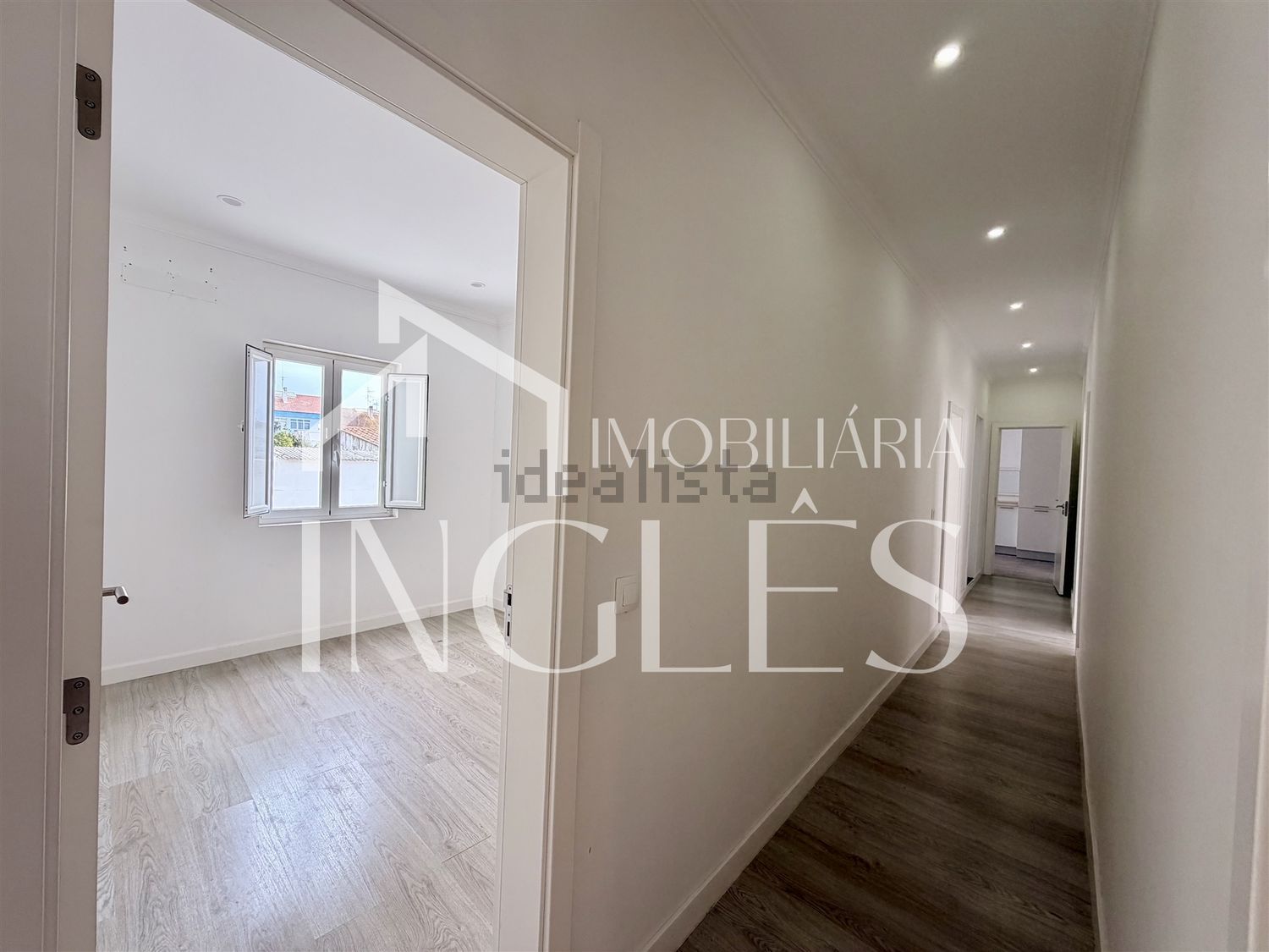 小楼房或独栋别墅出售在Cidade de Santarém - 过道