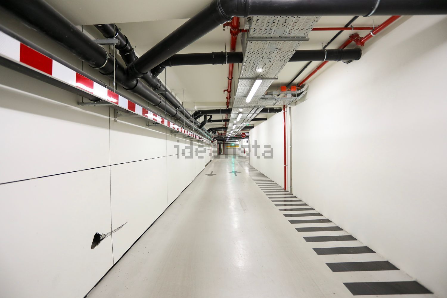 公寓 t4出售1700-094, Alvalade - 停车位